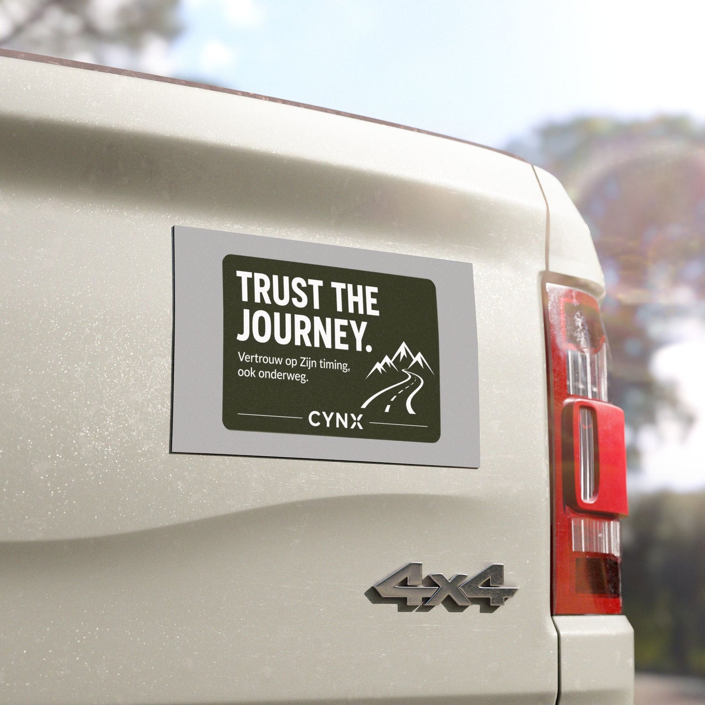 Car Magnet — "Trust the Journey" | Inspirerende Reismagneet (Tweetalig NL/EN)